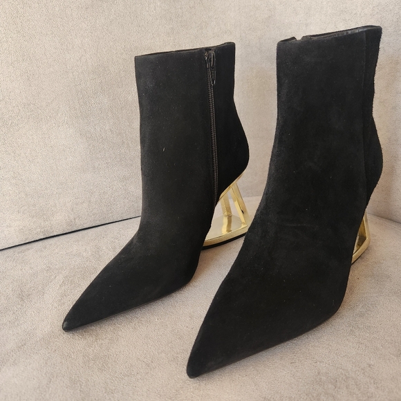 Gianni Bini heels boots 5.5 black suede golden architectural heel pointy new$140 - Picture 3 of 16
